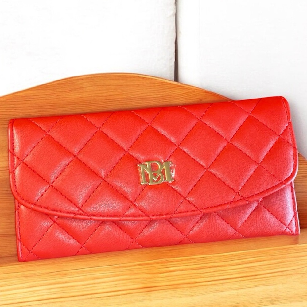 Badgley Mischka red quilted Women's wallet gift